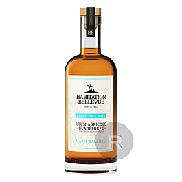 Le rhum ambré Bellevue élevé sous bois : un équilibre bien maîtrisé