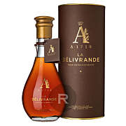 A1710 - Rhum très vieux - La Délivrande - Carafe - 70cl - 48,8°